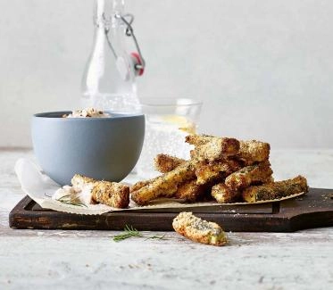 Zucchetti-Frites mit Nuss-Ei-Dip