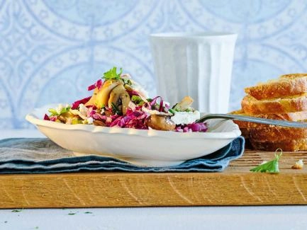 Pilzsalat mit Radicchio und Feta-Dressing