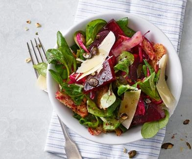 Winterlicher Brotsalat