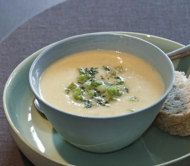 2011-12-cremesuppe-von-zweierlei-sellerie